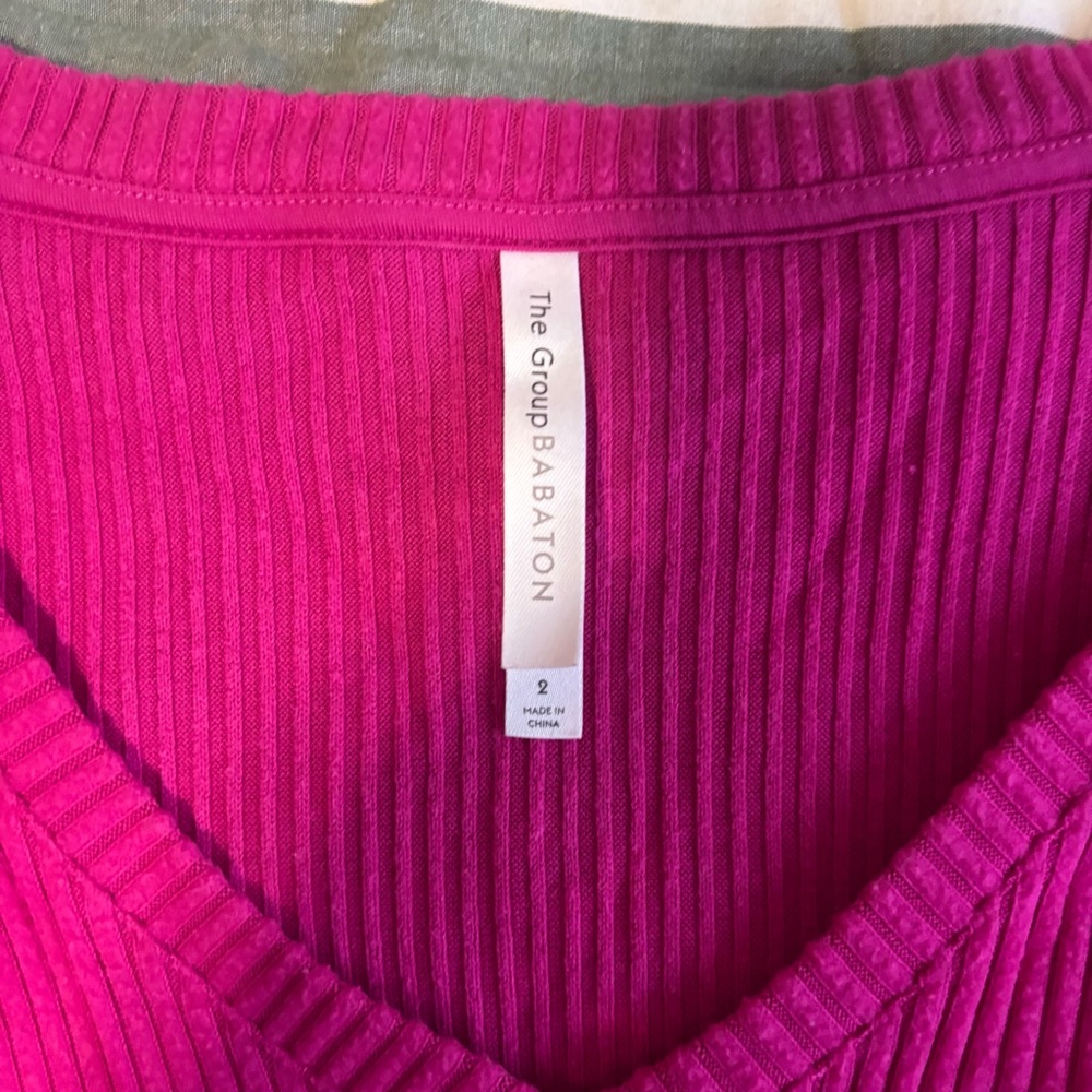 Aritzia V-Neck Sweater in Vibrant Pink - Picture 2 of 3